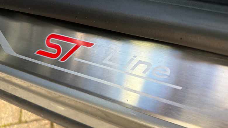 Ford Puma 1.0 EcoBoost Hybrid mHEV ST-Line X 5dr Petrol Hatchback